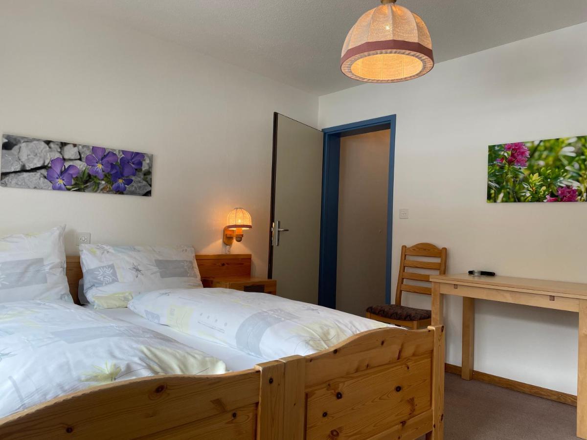 Landhuus Frauenkirch Hotel Екстериор снимка