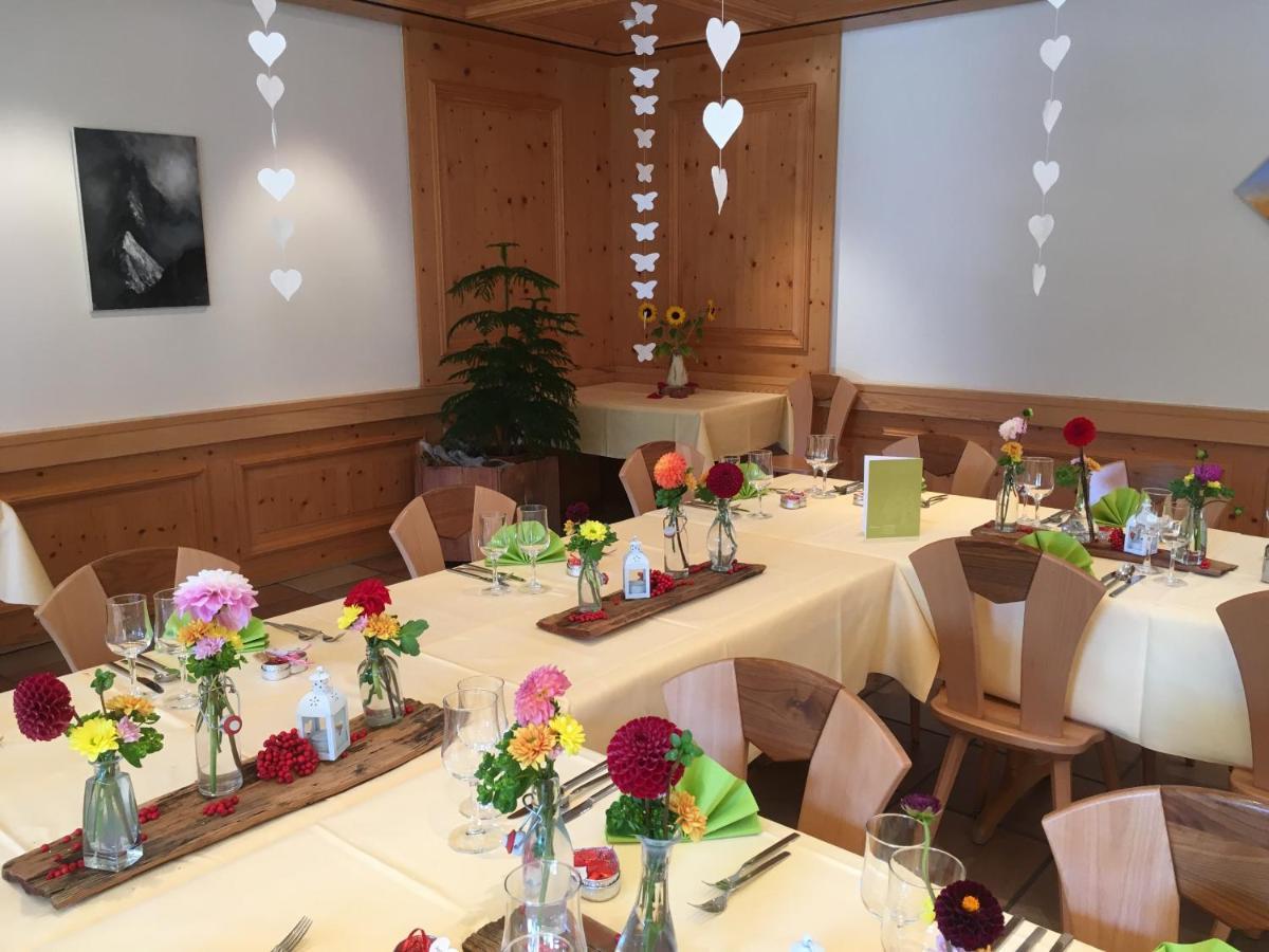 Landhuus Frauenkirch Hotel Екстериор снимка